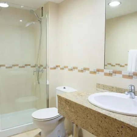 厄尔巴尔玛酒店 * 普拉亚戴尔雷安格莱斯