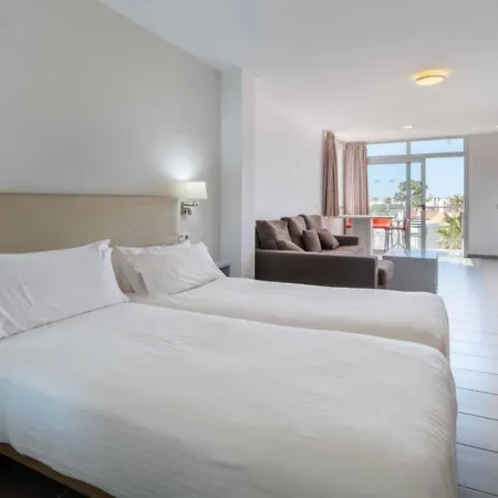 Apartamentos Cordial El Palmar *
