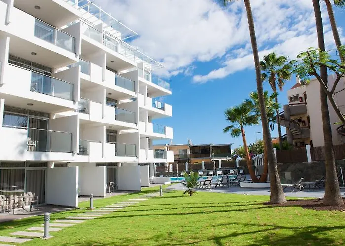 Апартаменти El Palmar *